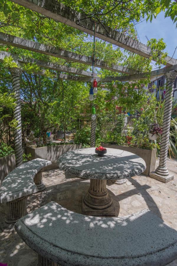 Secret Garden Apartment ポレッチ エクステリア 写真